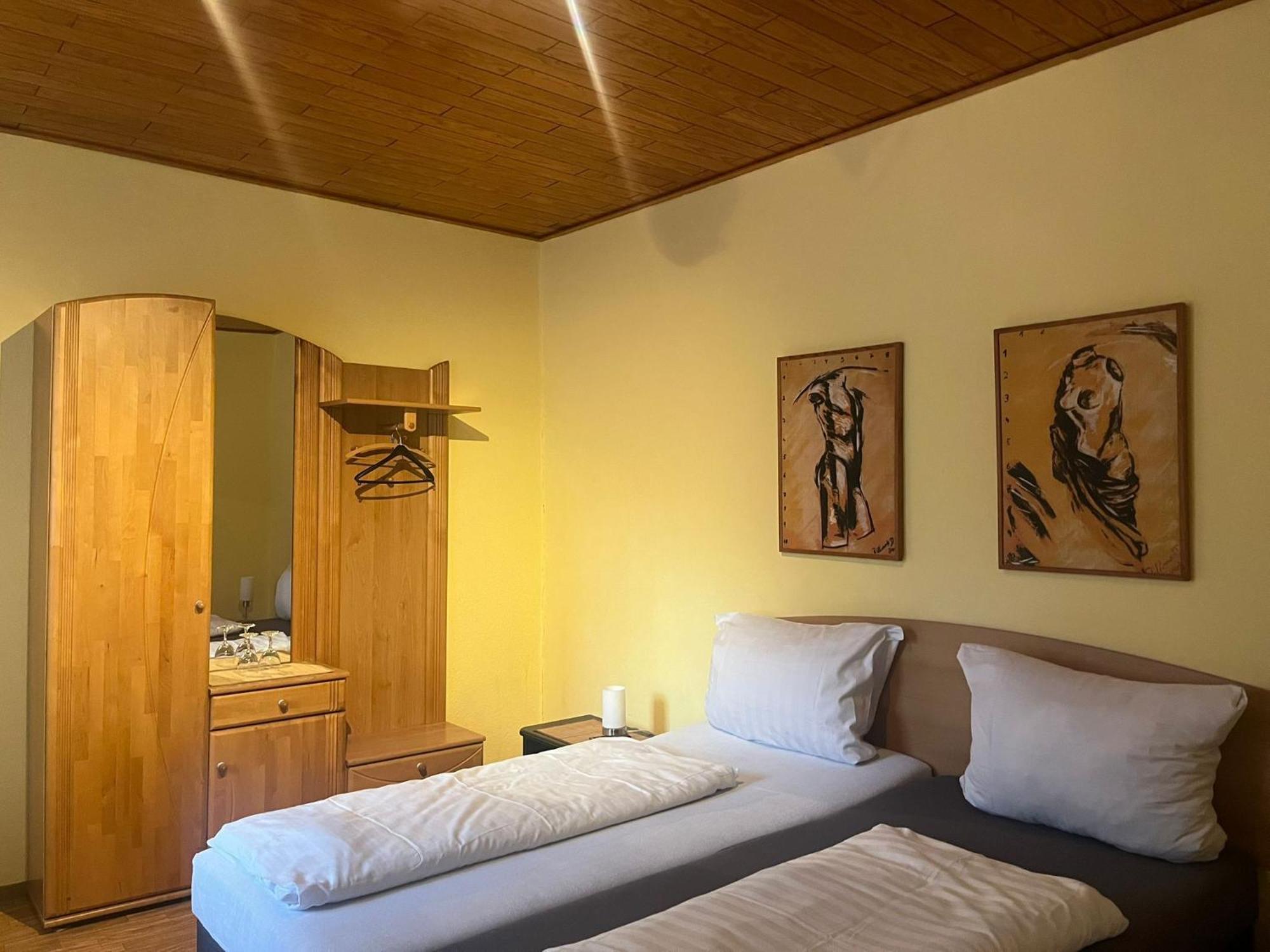 Danis Schlossschaenke Simmern/Hunsrück Chambre photo